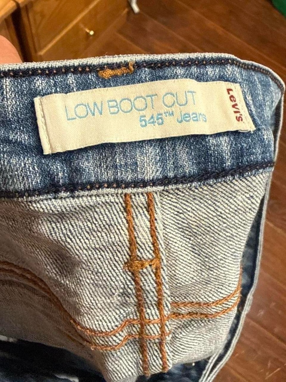 Y2K Levi's Western Flap Low Rise Booty Shorts - Picture 3 of 4